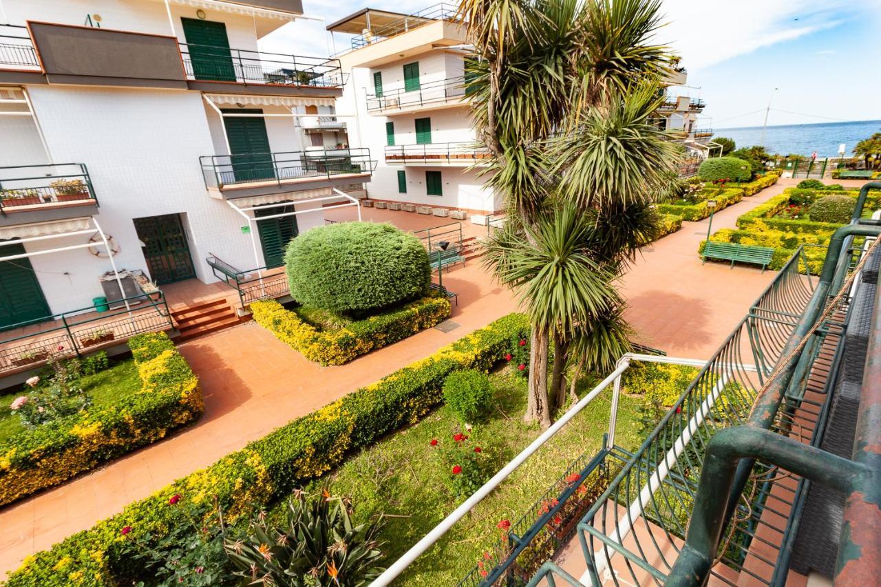 Stella Marina Apartment Mascali Exterior foto