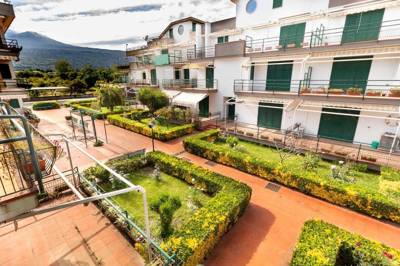Stella Marina Apartment Mascali Exterior foto